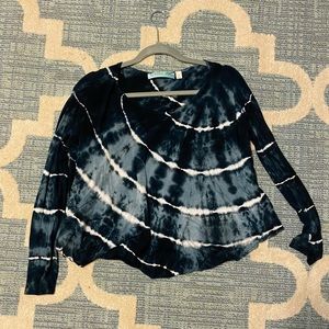 Blue/White Tie-Dye Flowy Top Size S